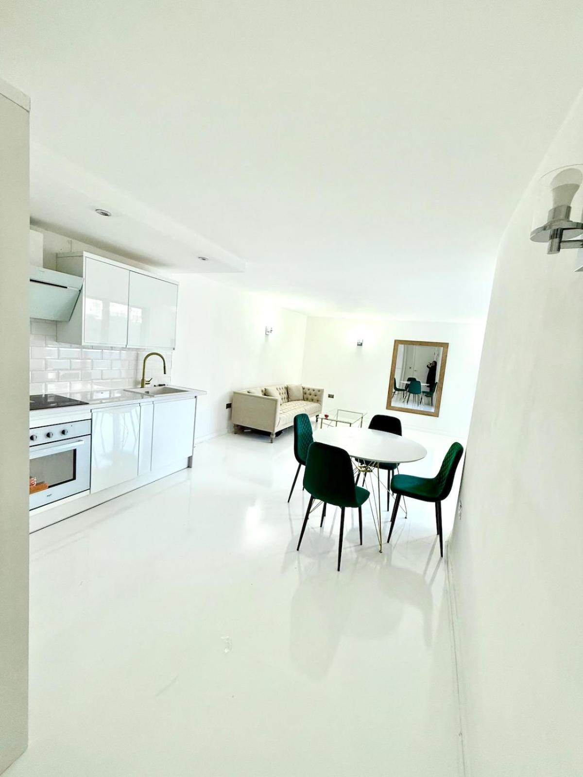 Leeds Train Station City Centre Villa Style Flat Екстериор снимка